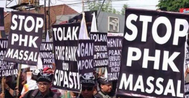 “Mass Layoffs Looming! 5 Strategic Moves for Indonesia’s Local Industry to Survive the 32% US Tariff Storm” 🚀